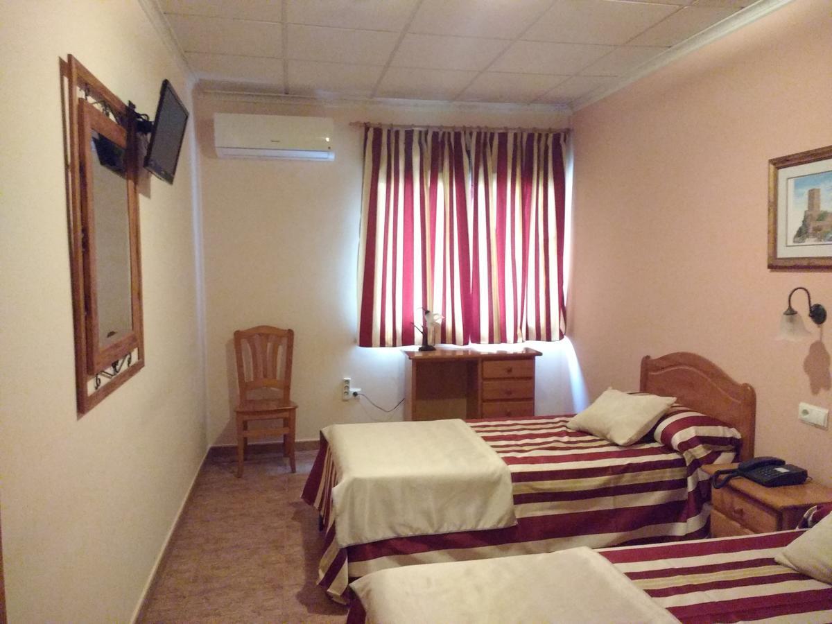 Hotel Meson El Castillo Baneres de Mariola Ngoại thất bức ảnh